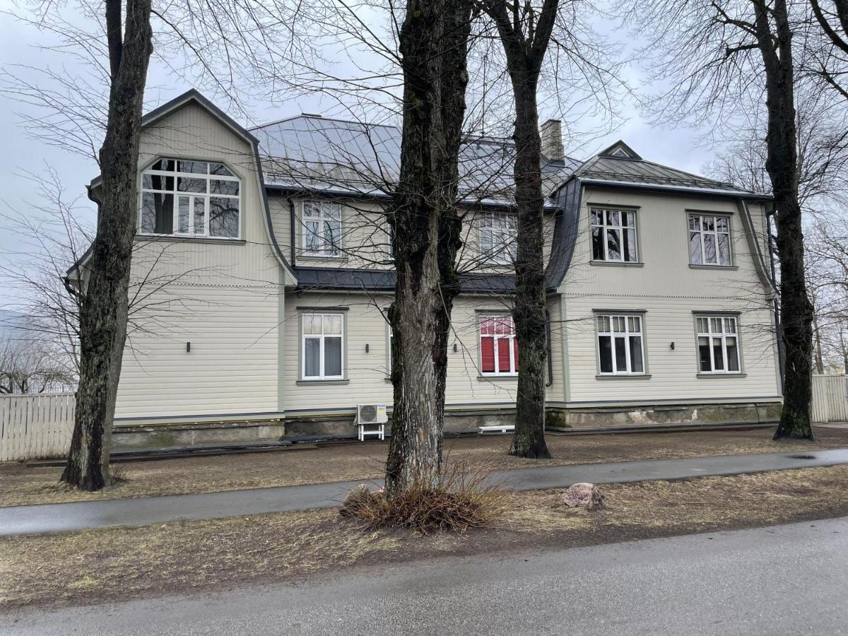 Harbour Apartment Пярну Экстерьер фото